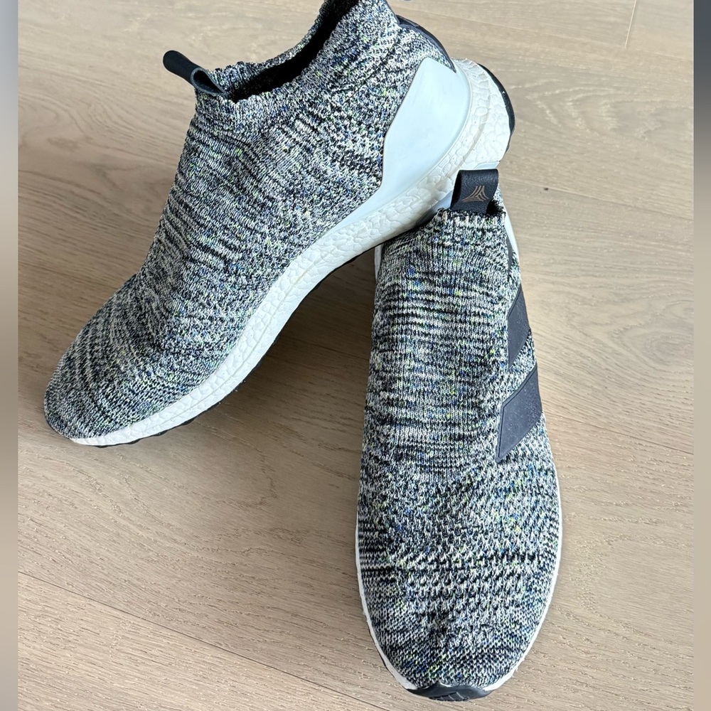 Adidas Men’s UltraBoost Sneakers size 13 Ultra boost